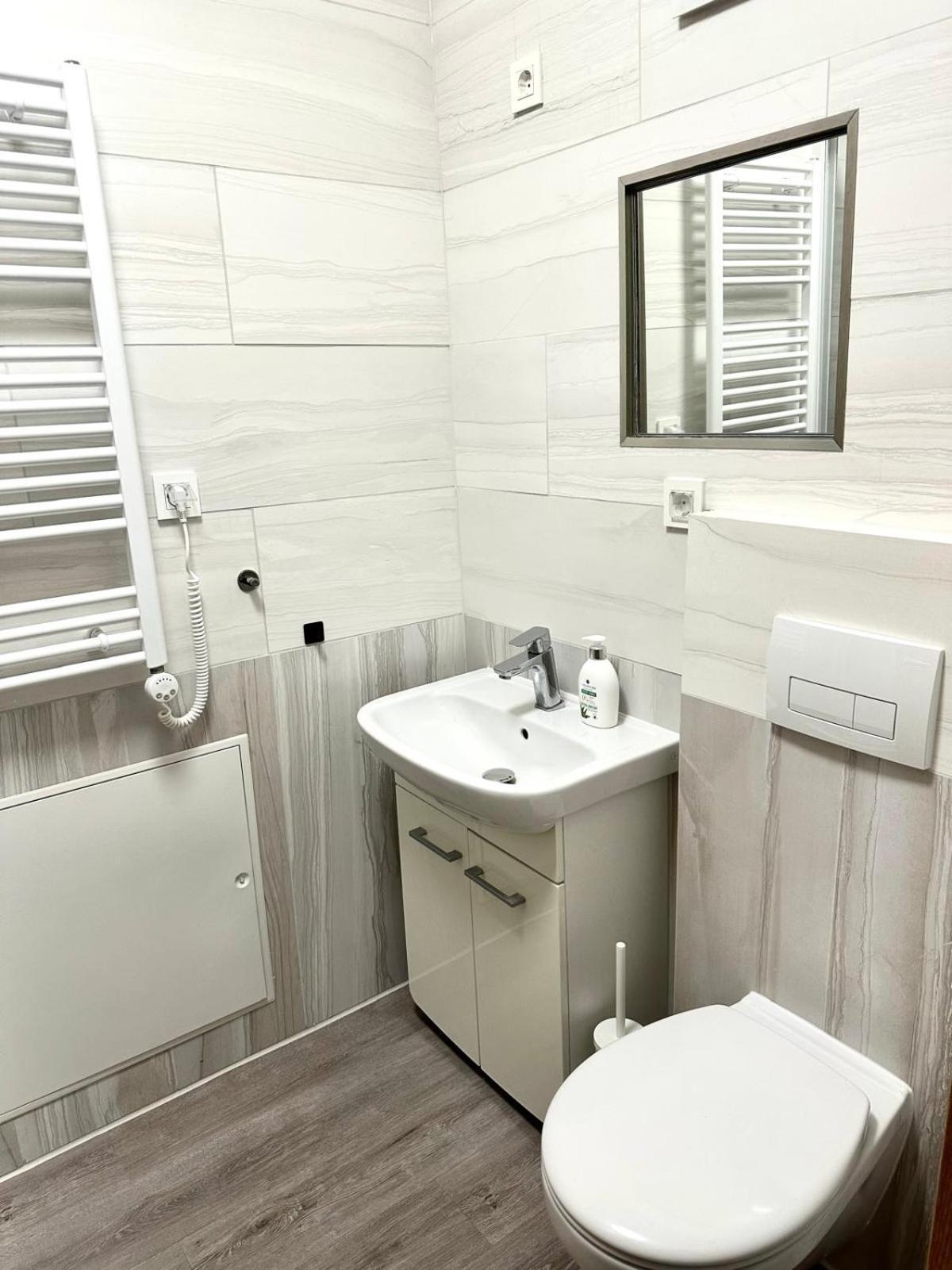 Palace Quarter 2 Peaceful Modern Central Top Floor Apartment Будапеща Екстериор снимка